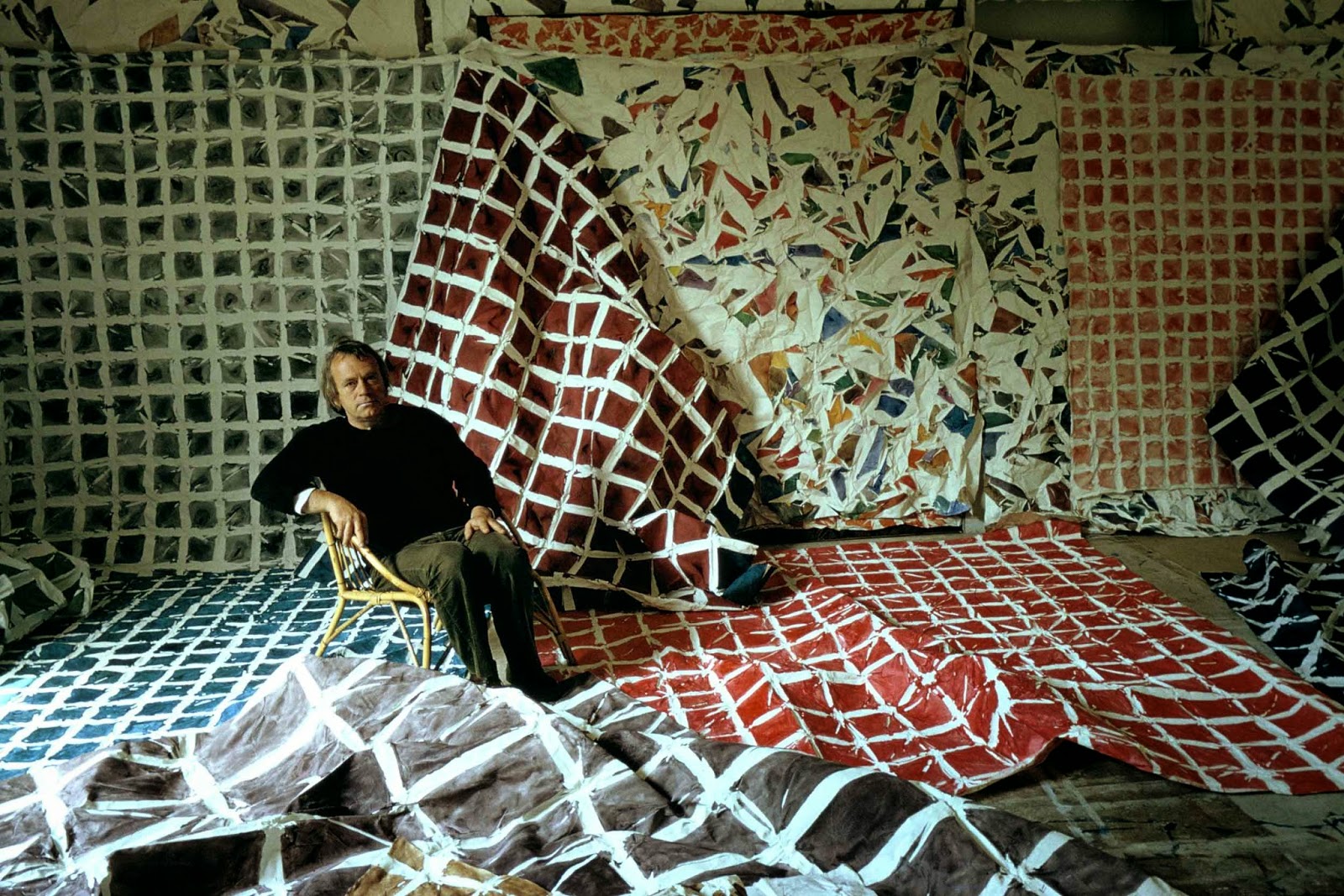 Simon Hantaï: The Painter Who Folded His Way to Freedom